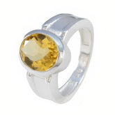 Florencia Glamorous Yellow Solitaire Ring